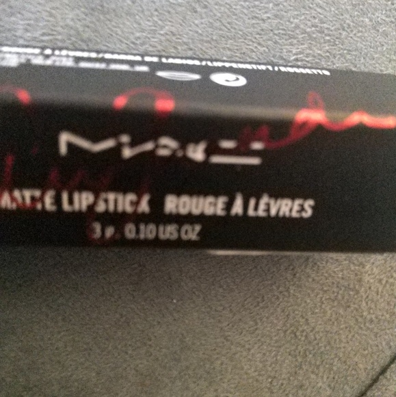 SOLD ***MAC Ariana Grande Pink Lipstick  - Picture 2 of 5